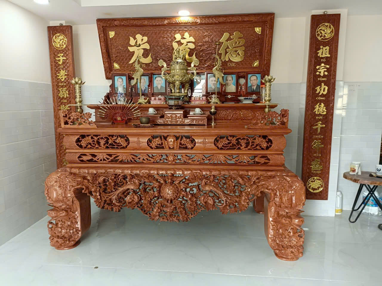 bộ sập thờ cuốn thư câu đói mạ vàng đẹp2025